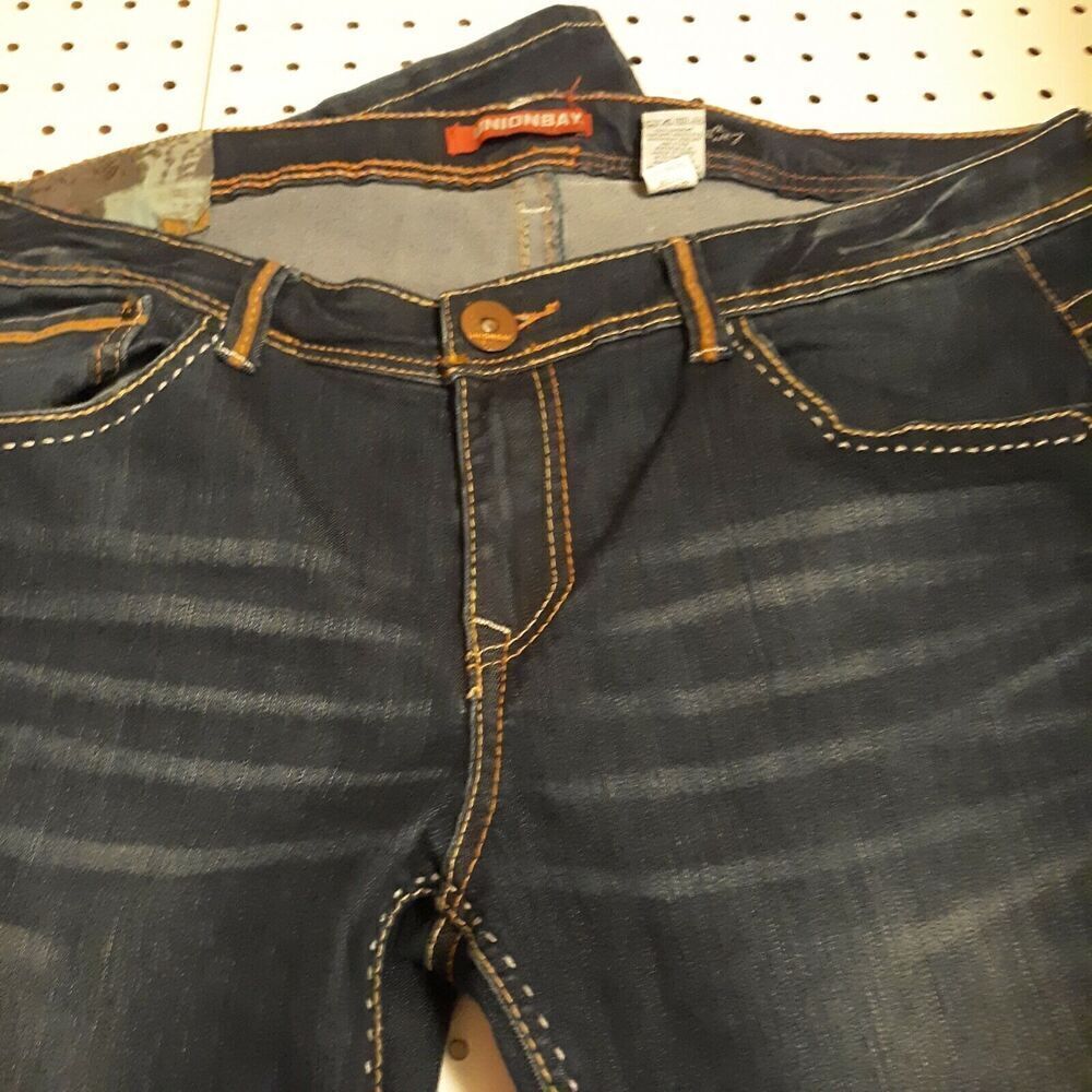 UNION BAY Women's Jr Size 17 Thick Stitch Embellished Pockets Jeans Great Deal - Picture 2 of 12